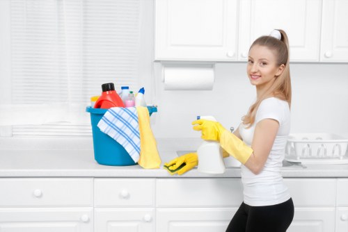 Move out cleaning service for a flat near South Kensington