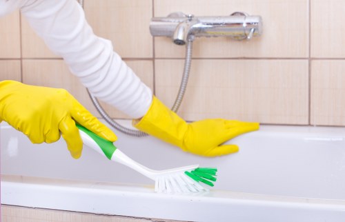 Professional deep cleaning in a Chelsea flat
